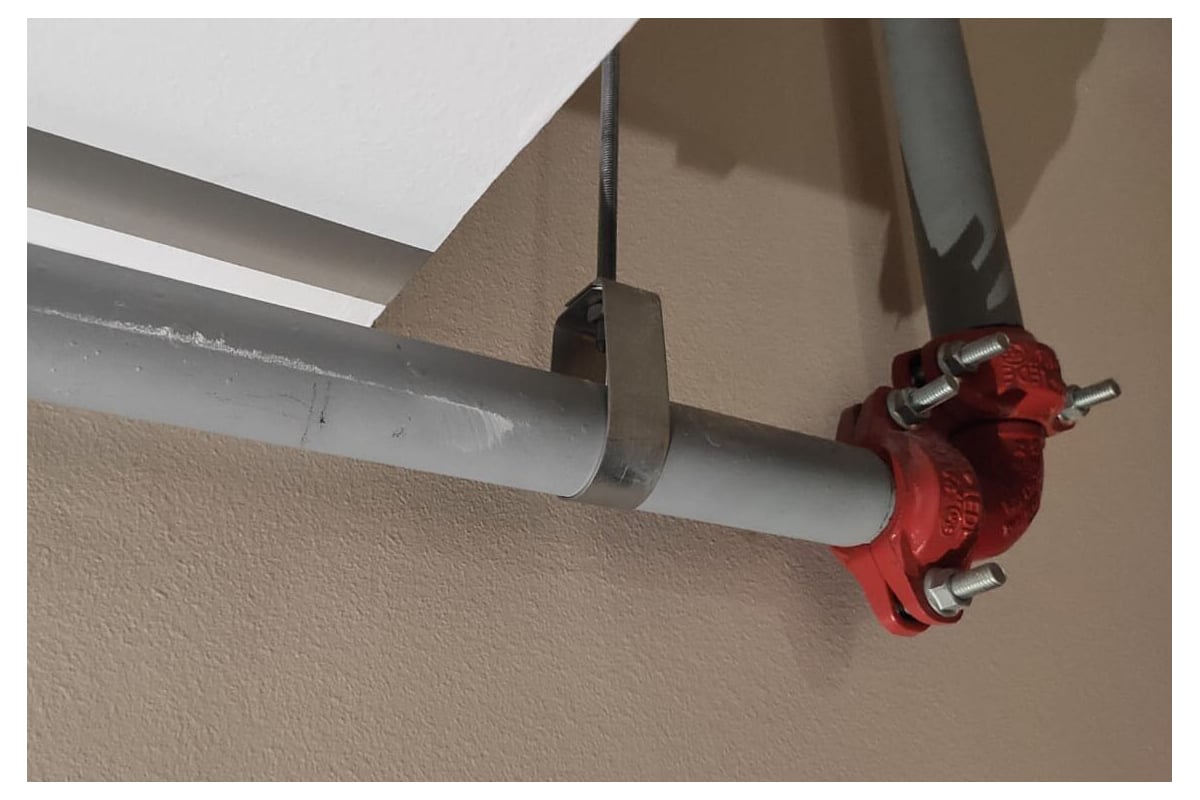 ХОМУТ спринклерный без гайки 25-36 мм